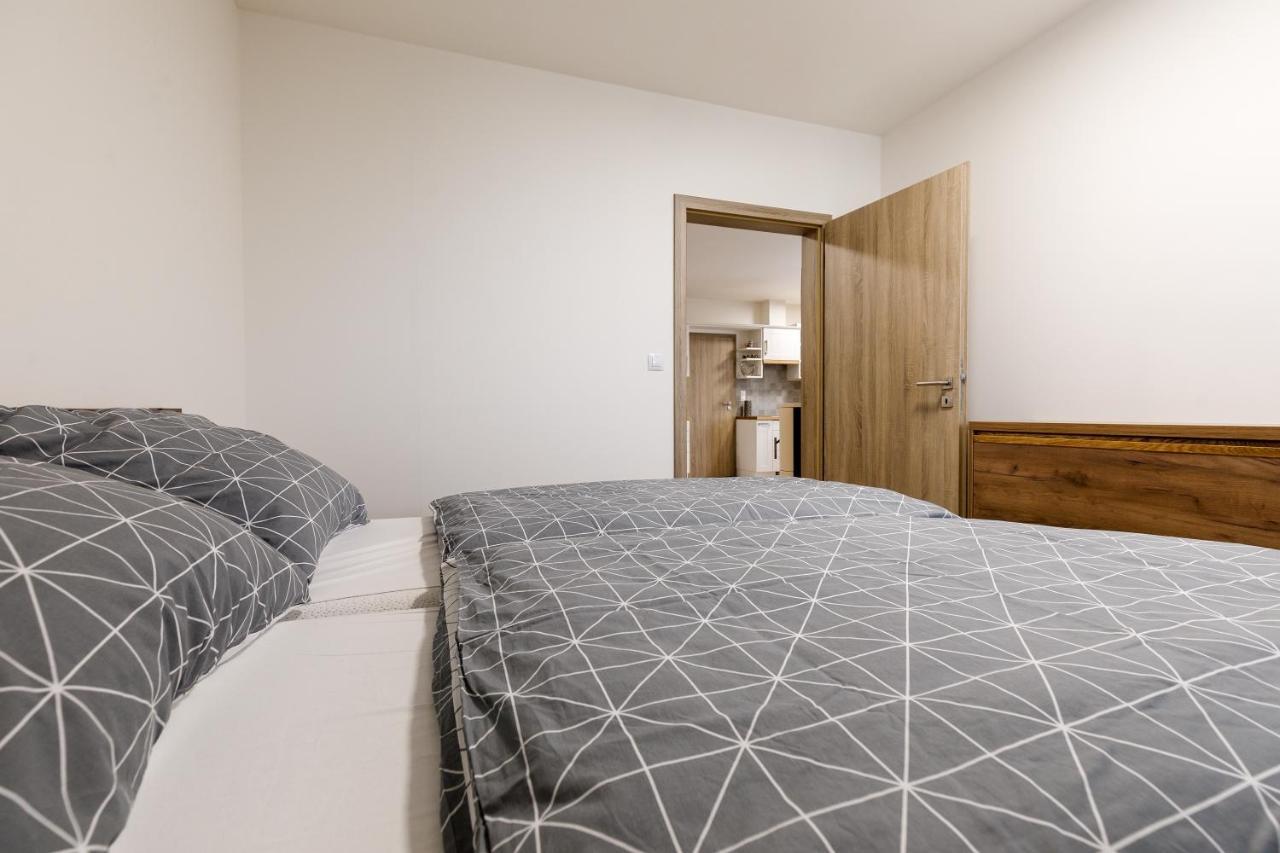 Apartment Ness Bozi Dar Ngoại thất bức ảnh
